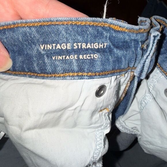 Universal Thread Vintage Straight Jeans Distressed Women's Size 6 - Picture 8 of 8